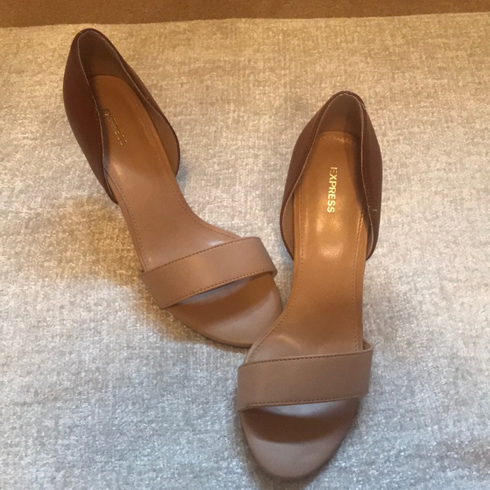 Express Colorblock Heels - Picture 4 of 7